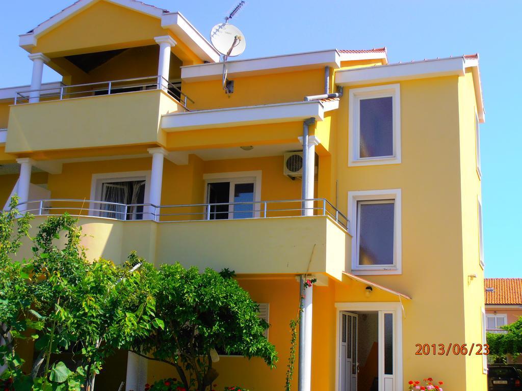 Apartmani Marino Privlaka  Exterior photo