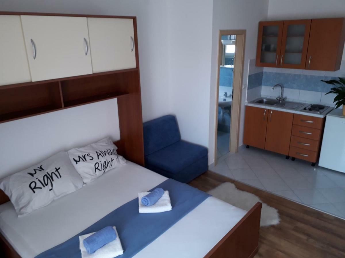 Apartmani Marino Privlaka  Exterior photo